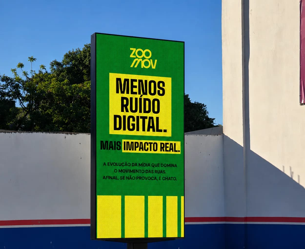 Totem digital Zoomov na Ilha do Governador (Cacuia), Rio de Janeiro